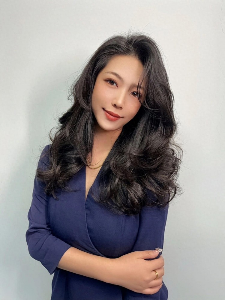 如何才能在微信附近的人里约会到附近的美女