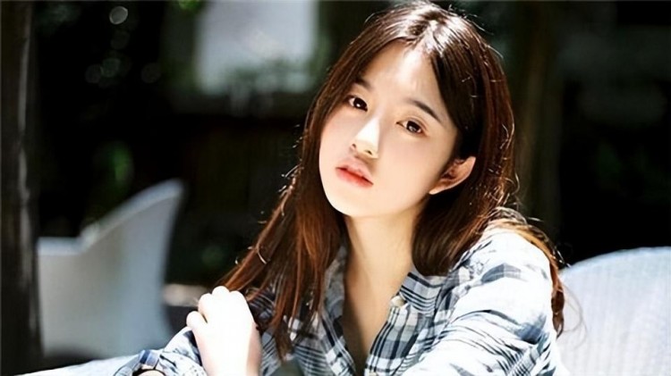 女生只微信聊天不见面如何把她约出来